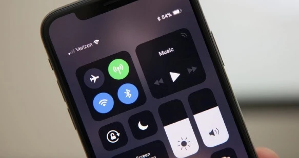 iphone control center wont swipe up